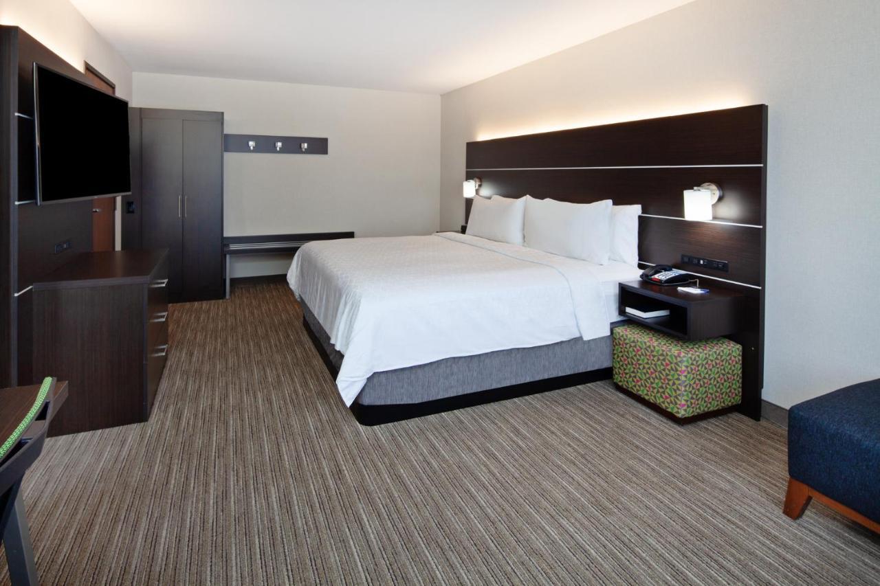 Express & - Airport By Ihg