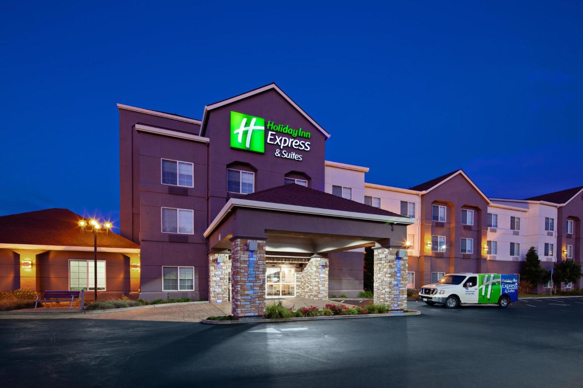 Express & - Airport By Ihg Hotel Oakland
