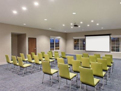 Express & - Airport By Ihg 3* Oakland
